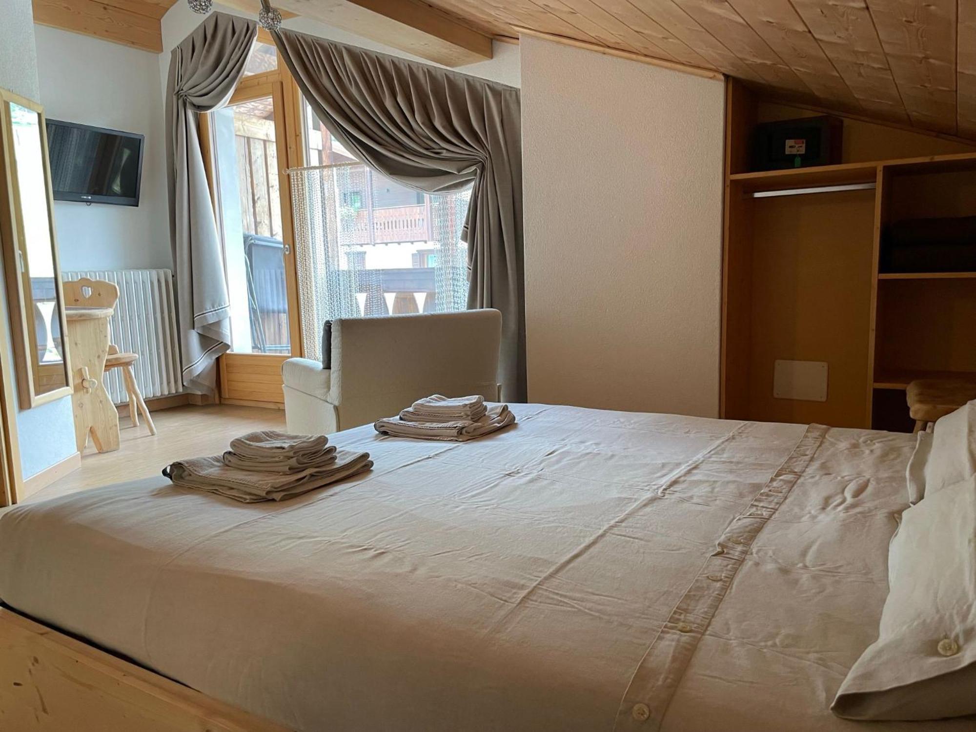 Ambassador Rooms In Bormio, Solo Camera Senza Colazione Ngoại thất bức ảnh